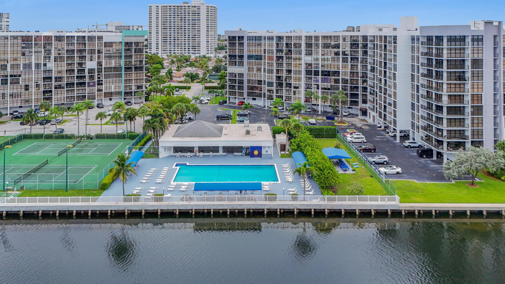 TOWERS OF OCEANVIEW SOUTH - Residential