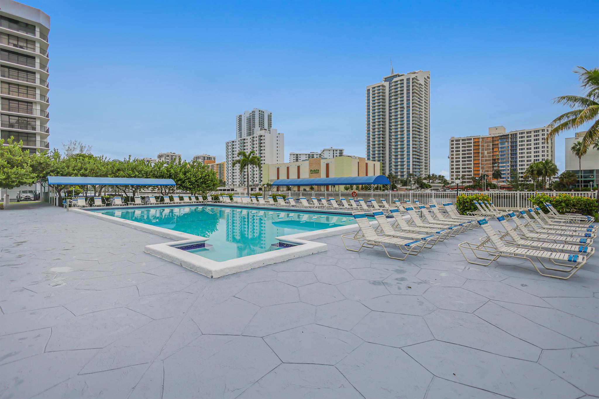 TOWERS OF OCEANVIEW SOUTH - Residential