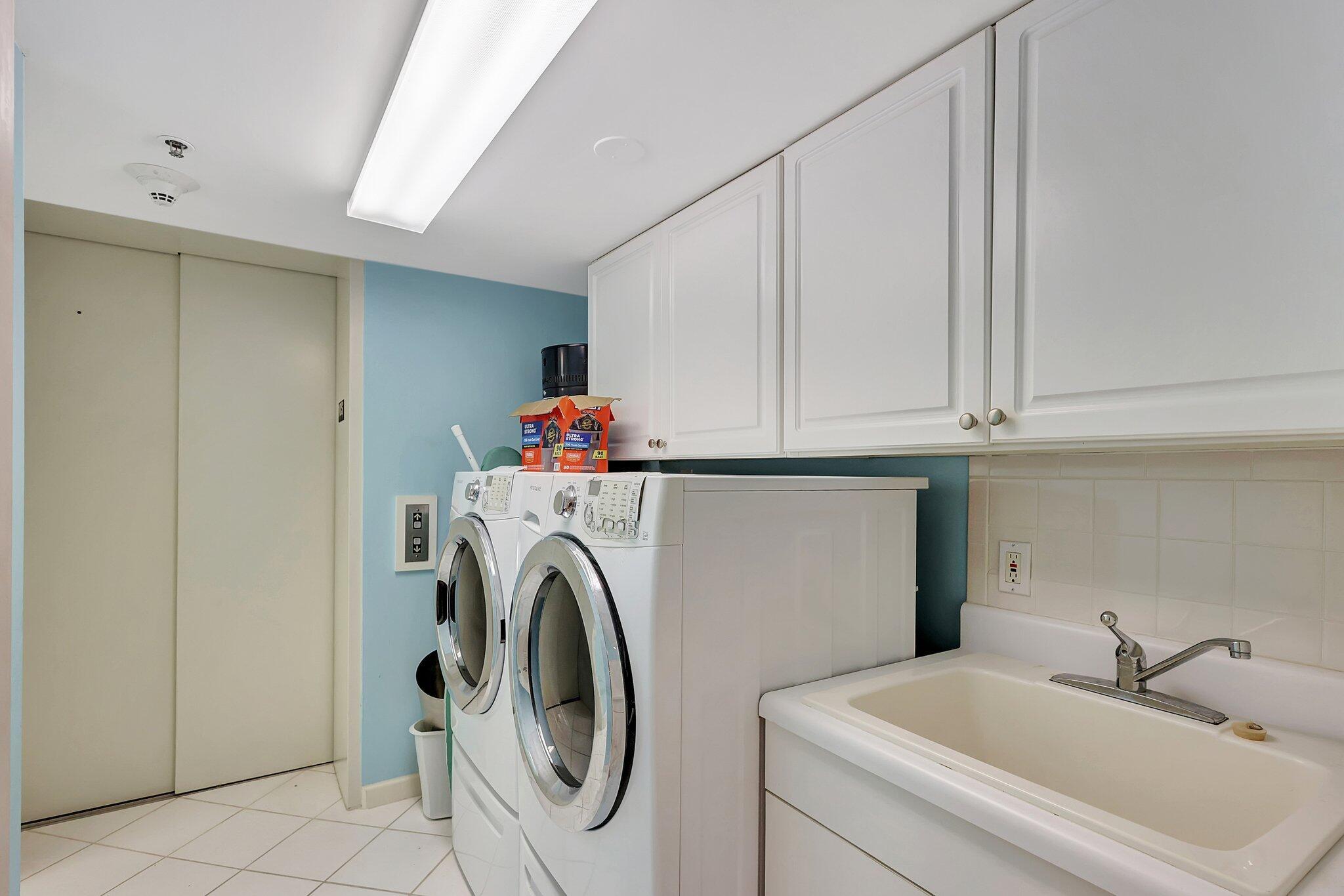 VISIONS CONDOMINIUM - Residential
