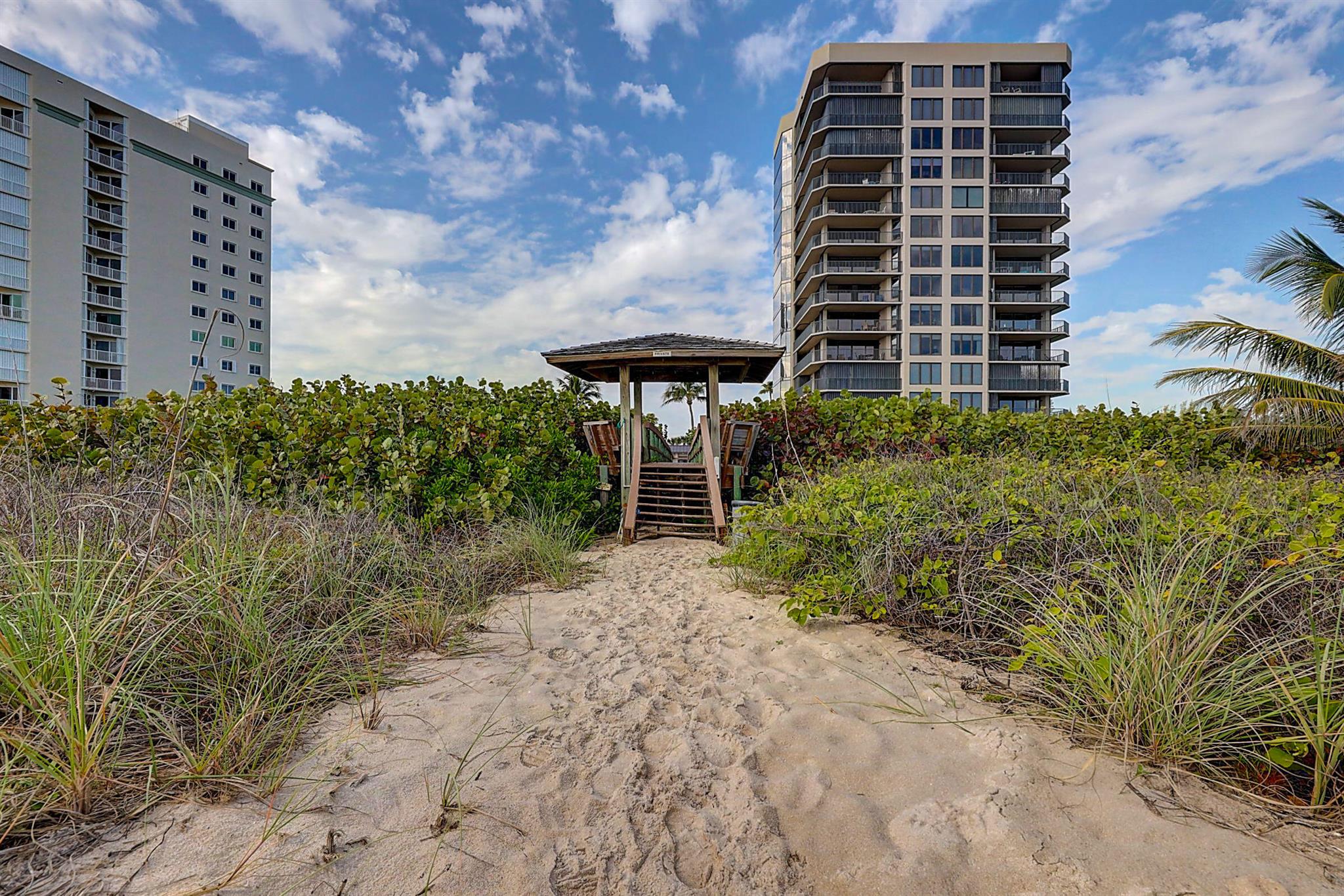VISIONS CONDOMINIUM - Residential