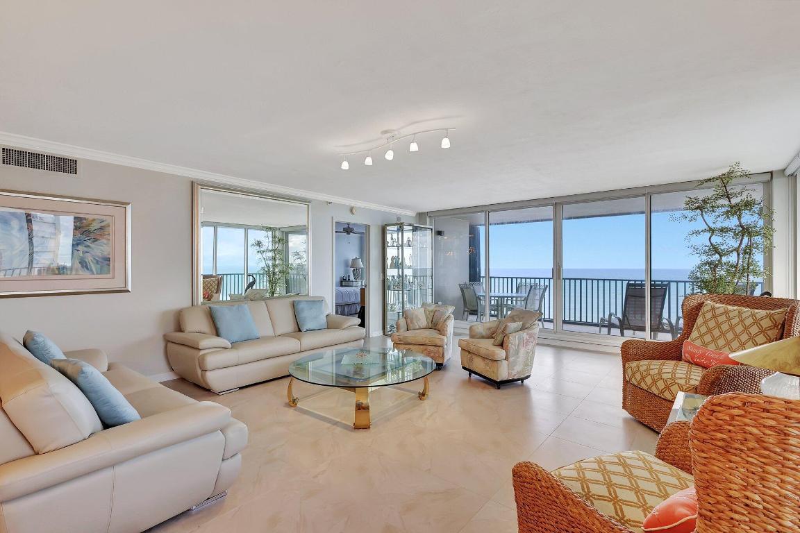 VISIONS CONDOMINIUM - Residential