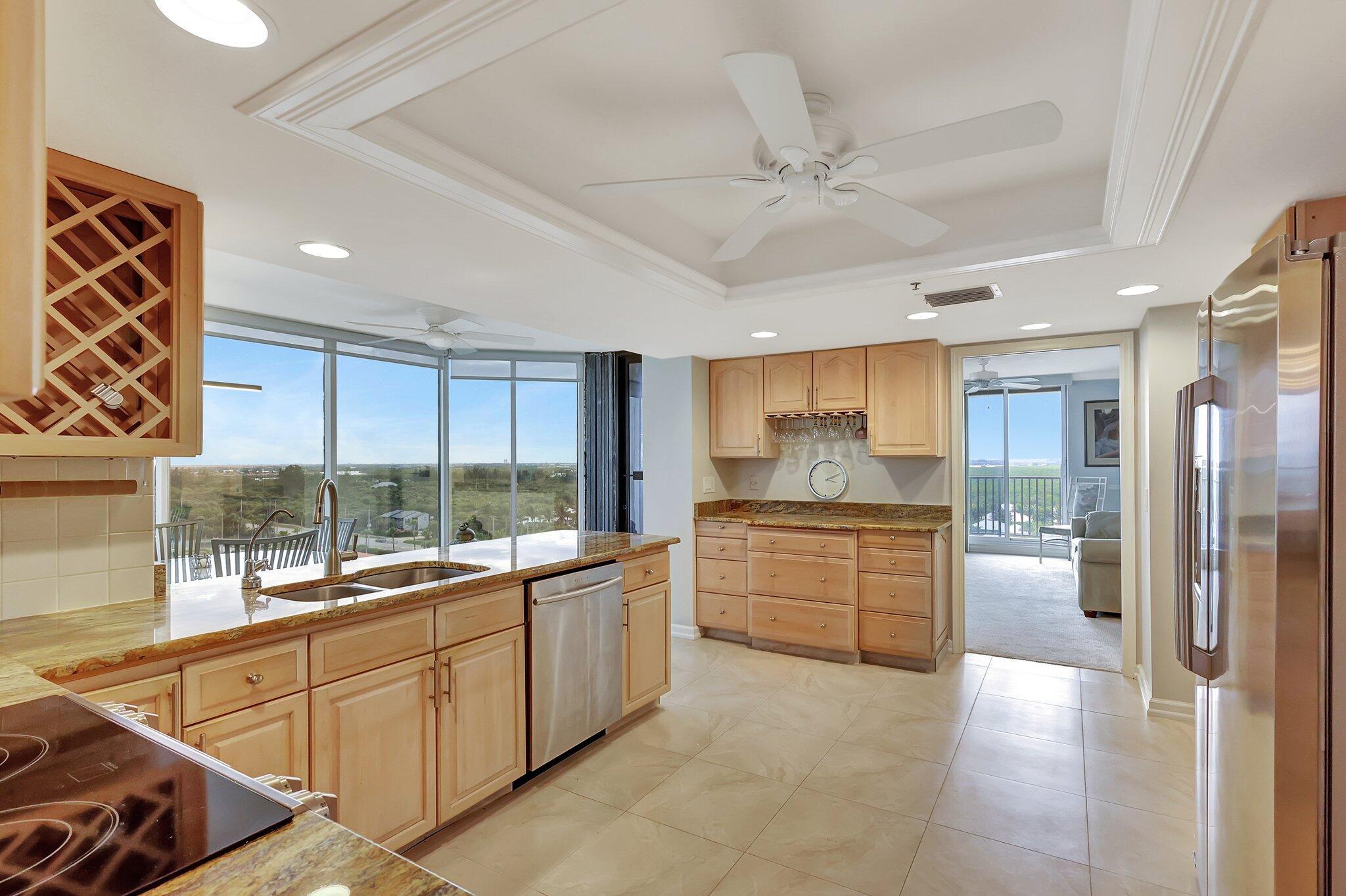 VISIONS CONDOMINIUM - Residential