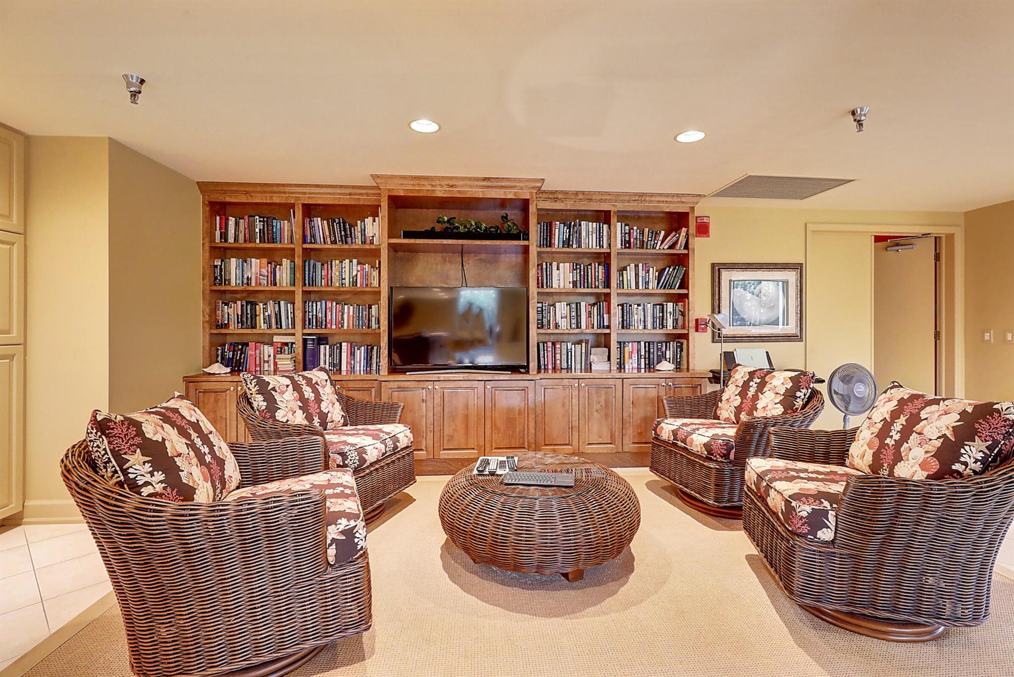VISIONS CONDOMINIUM - Residential
