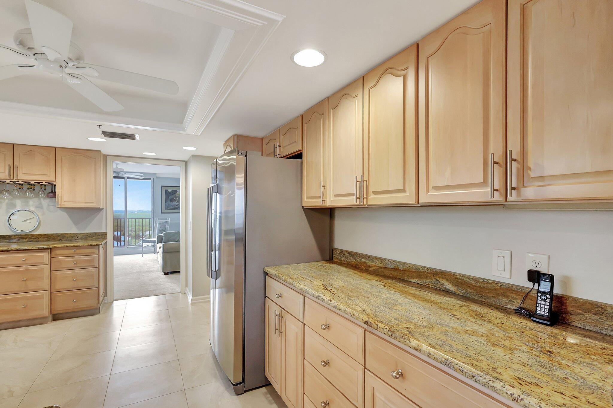VISIONS CONDOMINIUM - Residential