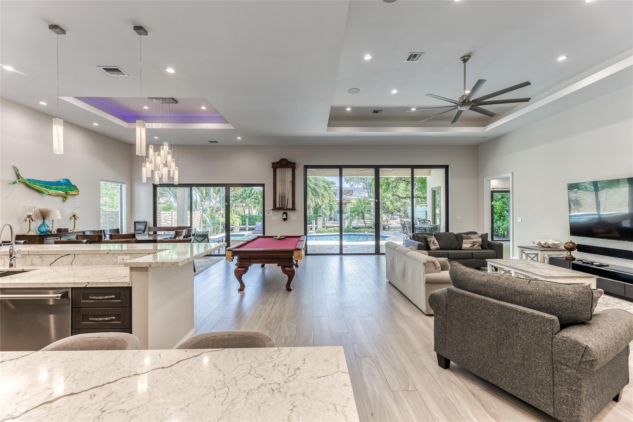 RIO VISTA ISLES - Residential