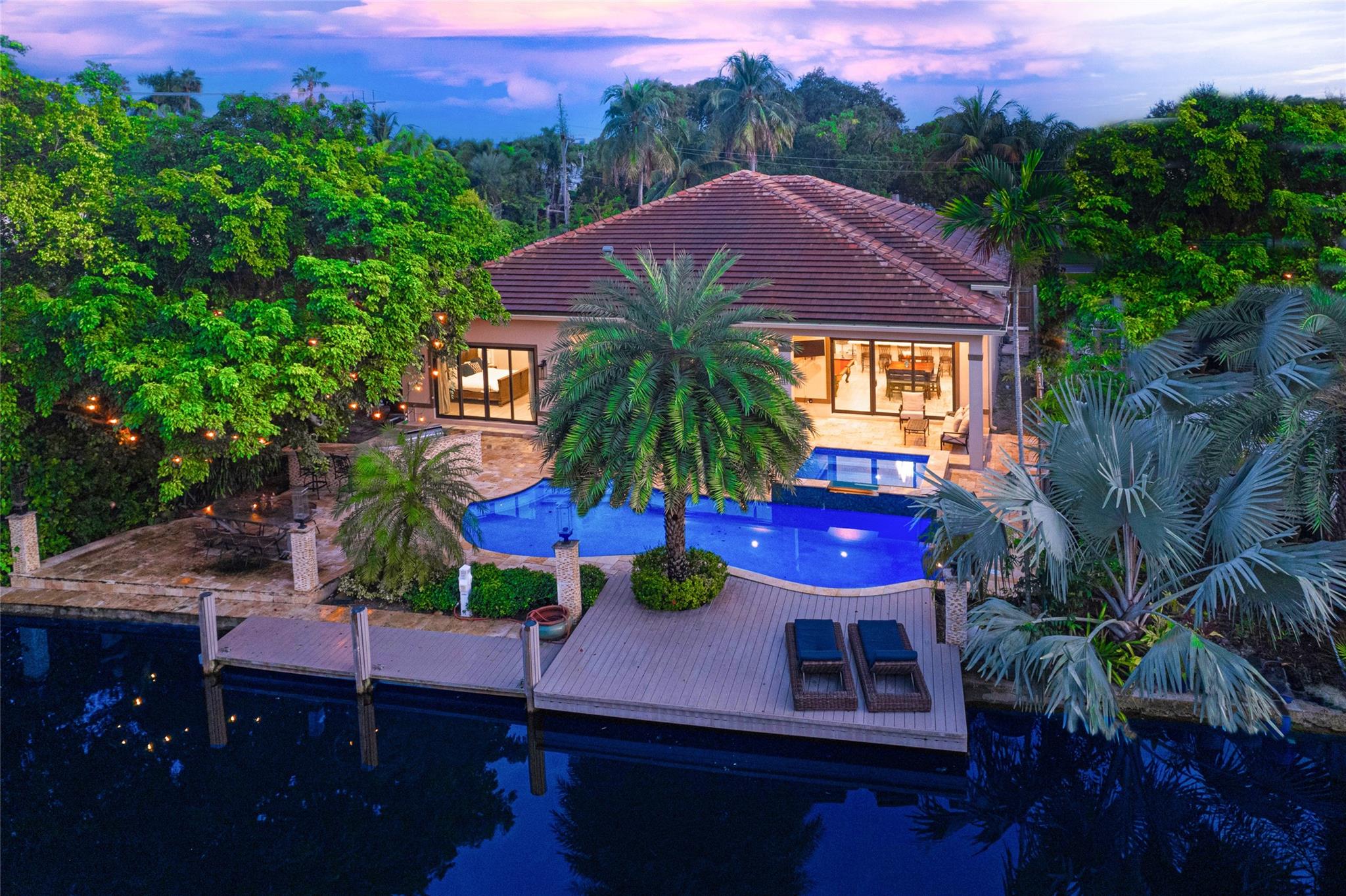 RIO VISTA ISLES - Residential