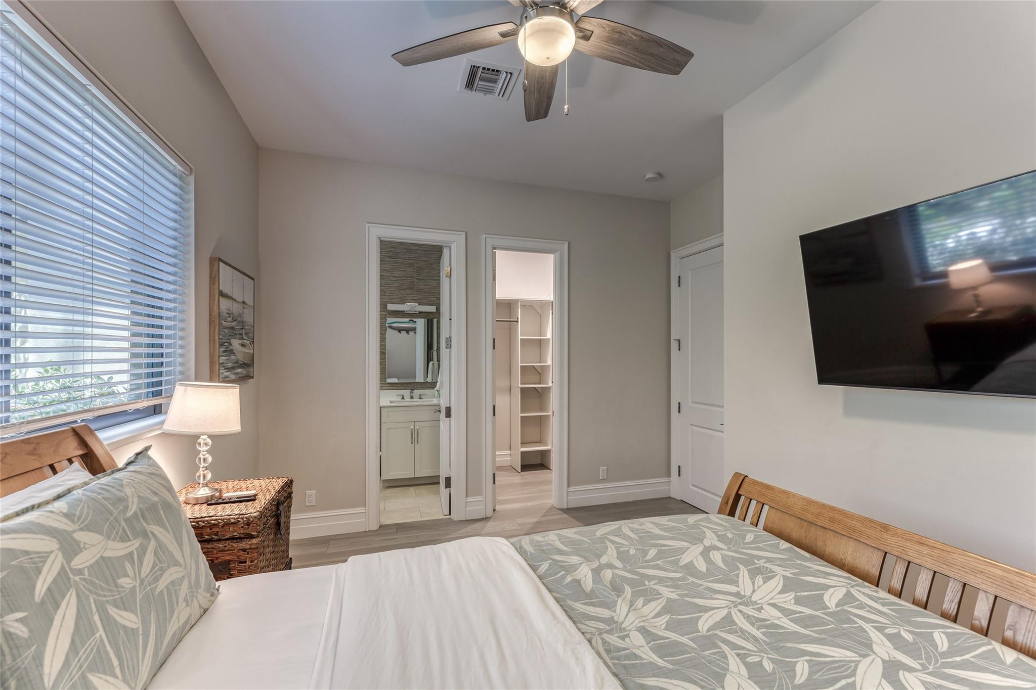 RIO VISTA ISLES - Residential