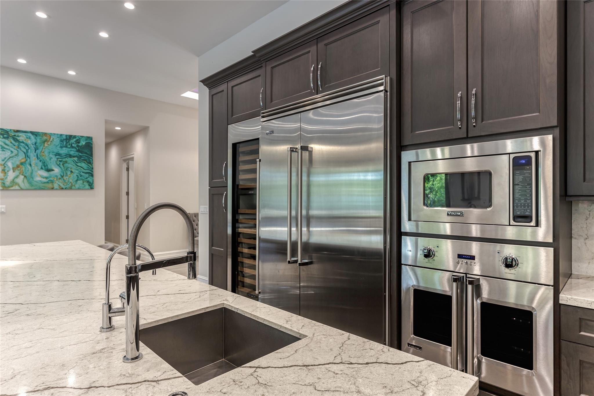 RIO VISTA ISLES - Residential