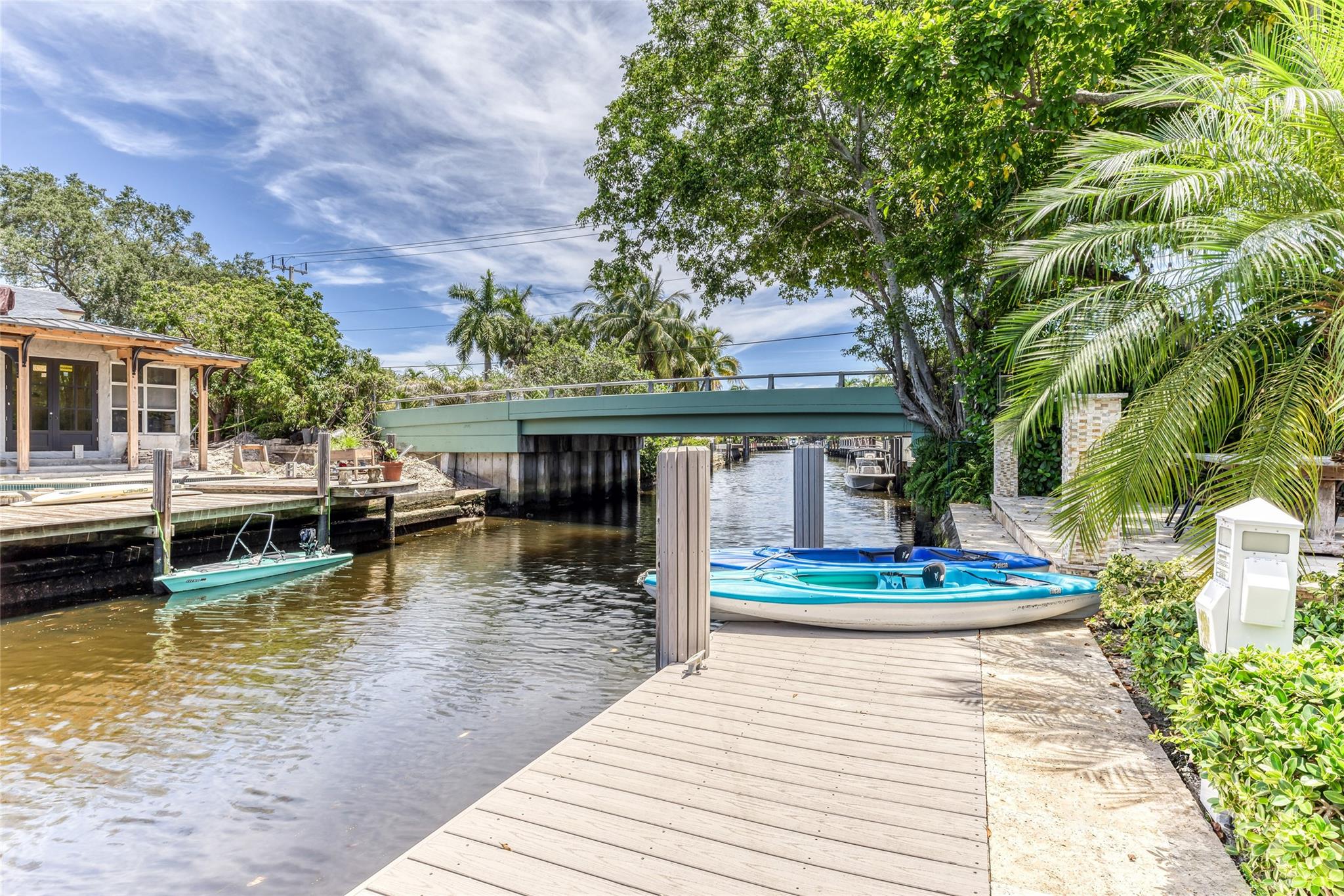 RIO VISTA ISLES - Residential