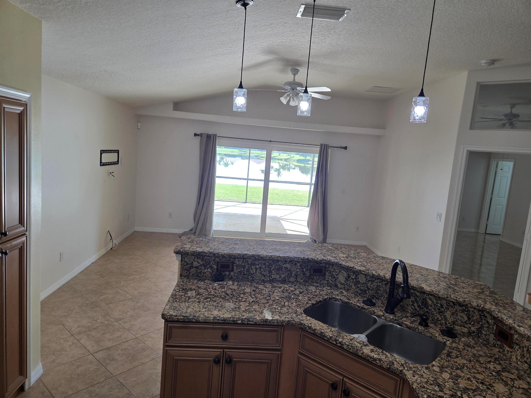 SAWGRASS LAKES PHASE 5 - Residential