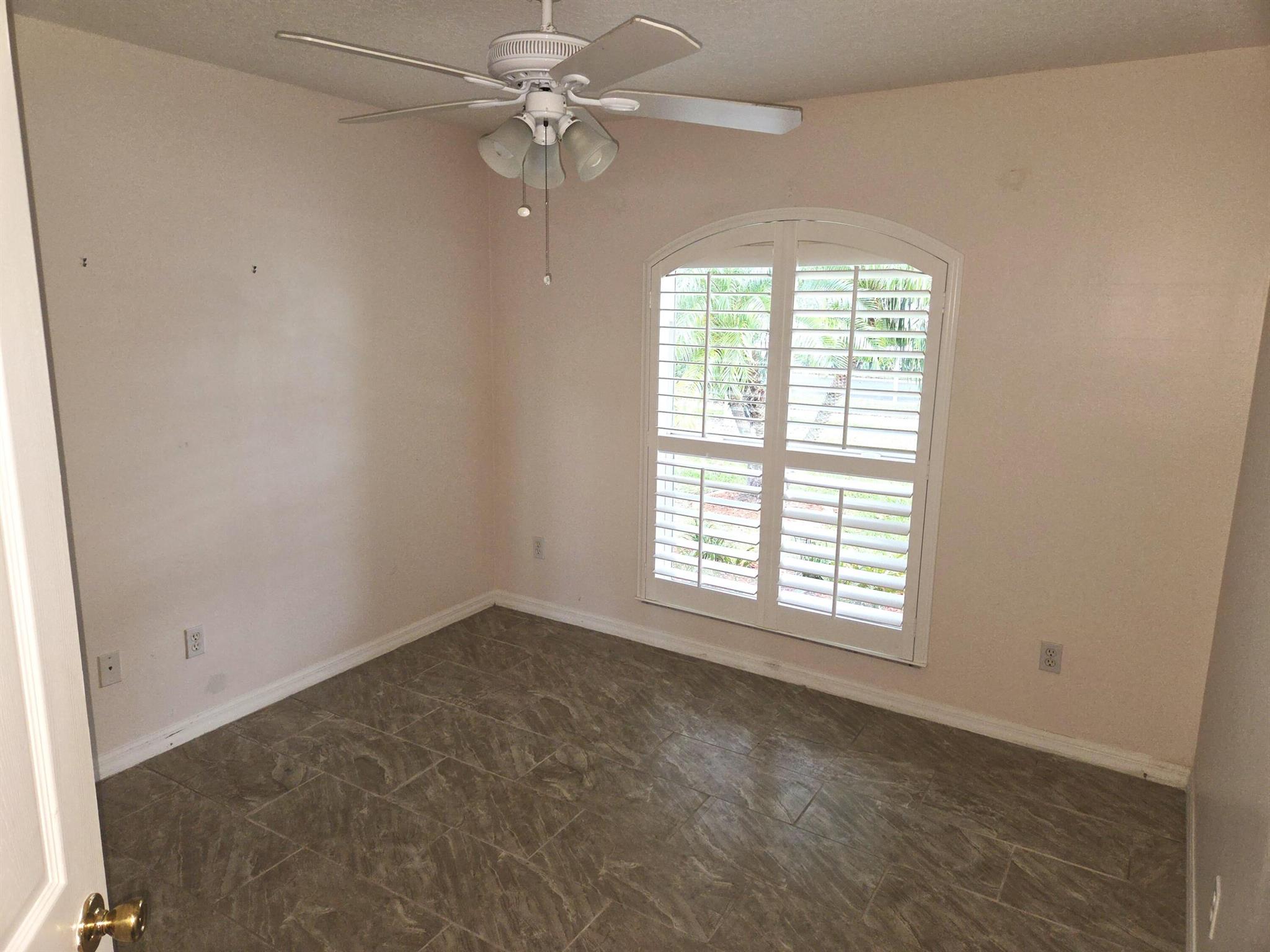 SAWGRASS LAKES PHASE 5 - Residential