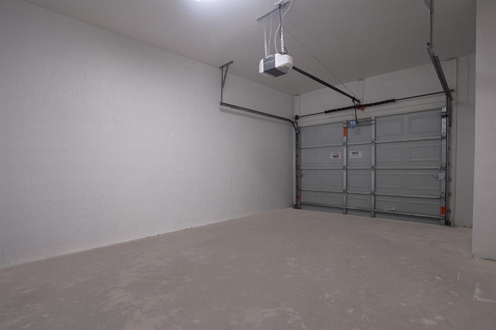 GREENACRES 2 - Residential Lease