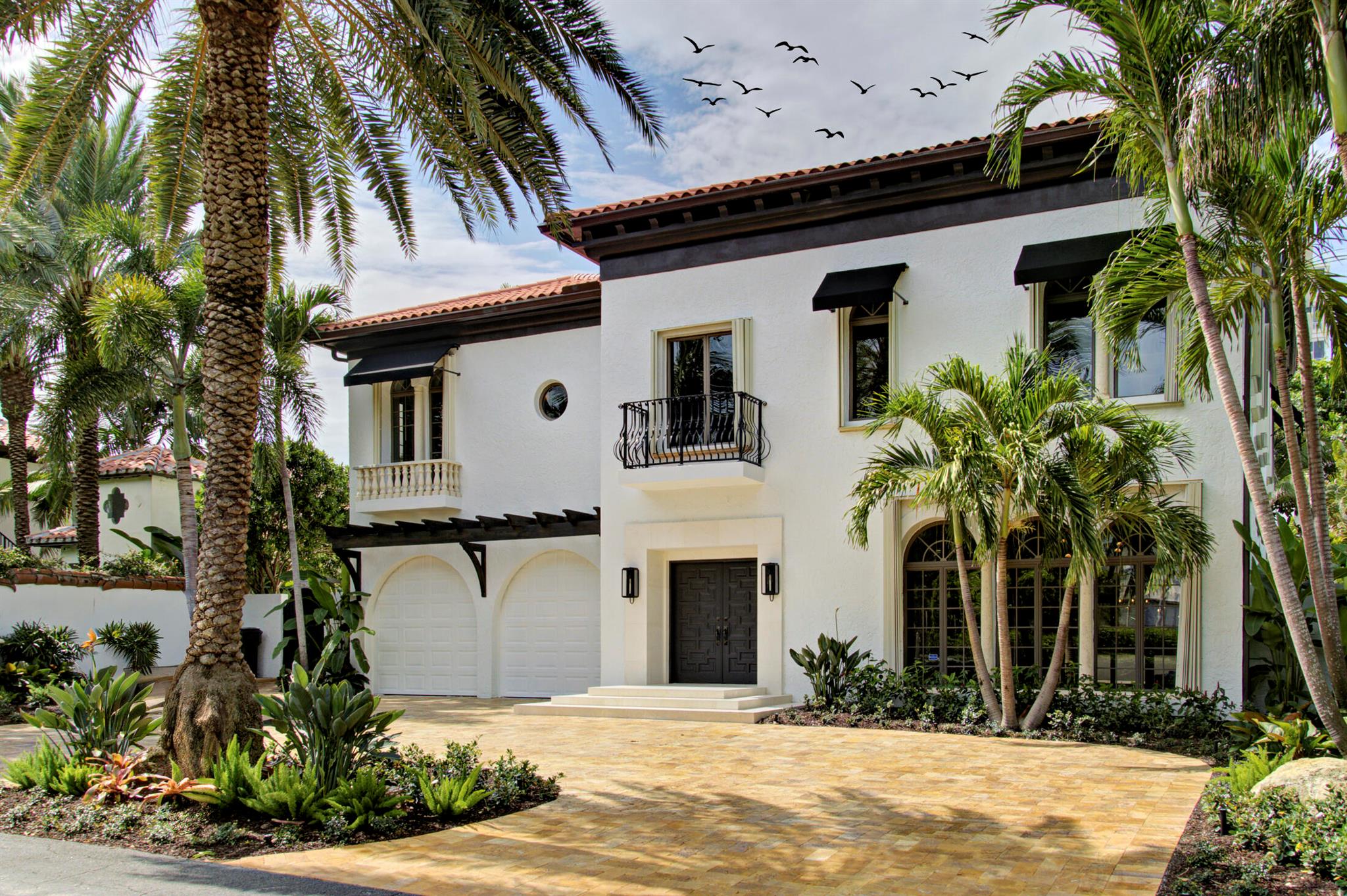 Dream Location & newly updated! Just 3 homes from the beach and 3 blocks to Atlantic Ave, 1238 Vista Del Mar offers exceptional space w/ 5 bedrooms (or 4 with large gym), home office, separate family & dining rooms and 2 car garage. Kitchen w/Wolf gas range & granite. Massive primary BR encompasses entire east side of second floor allowing for maximum privacy, complete w/separate sitting room, morning bar, walk-in-closet and balcony. Secondary BR's have ample room for king beds, en-suite baths and great closet space. Living, family, kitchen and office have window shades while all BR'S have blackout window treatments. Sunny, south facing backyard with pool & tropical gardens is newly furnished to complete the ultimate Florida lifestyle. Immaculate & freshly painted in & out! A must see!