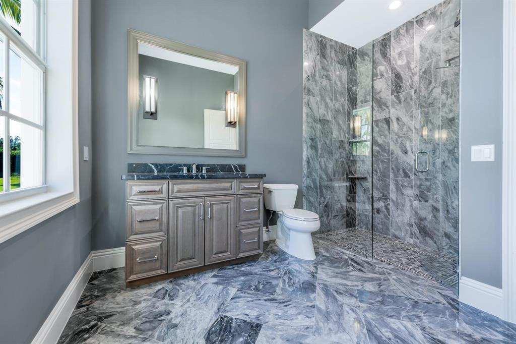 STEEPLECHASE HORSESHOE AC - Residential