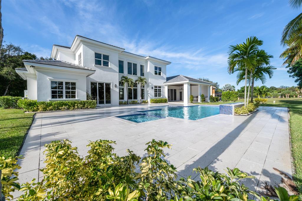 STEEPLECHASE HORSESHOE AC - Residential