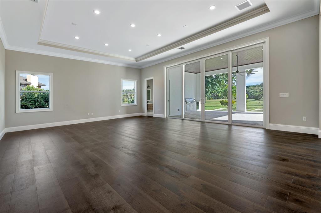 STEEPLECHASE HORSESHOE AC - Residential