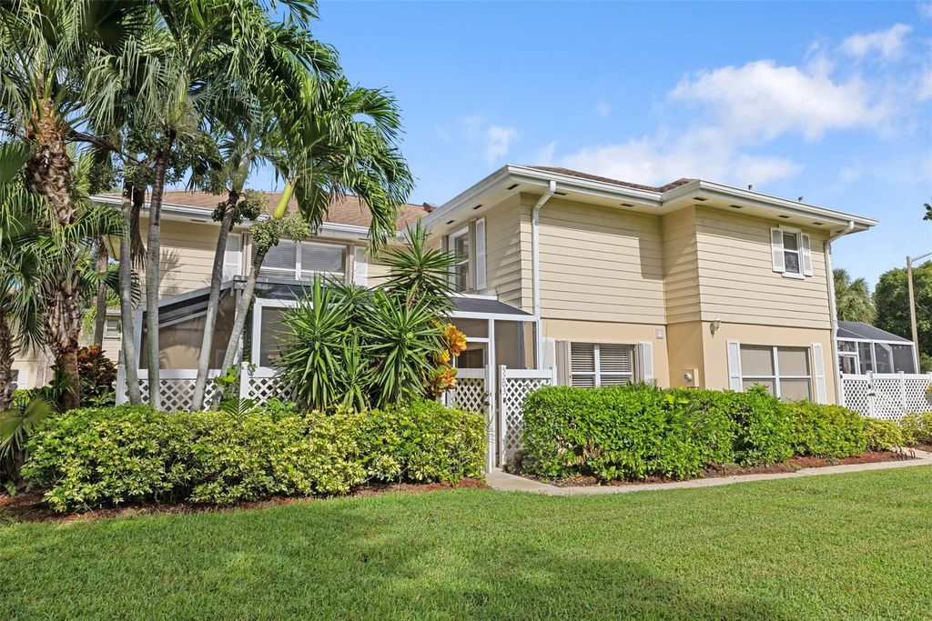 Photo of 5203 Wheatley Court, Boynton Beach, FL 33436 (MLS # F10530389)