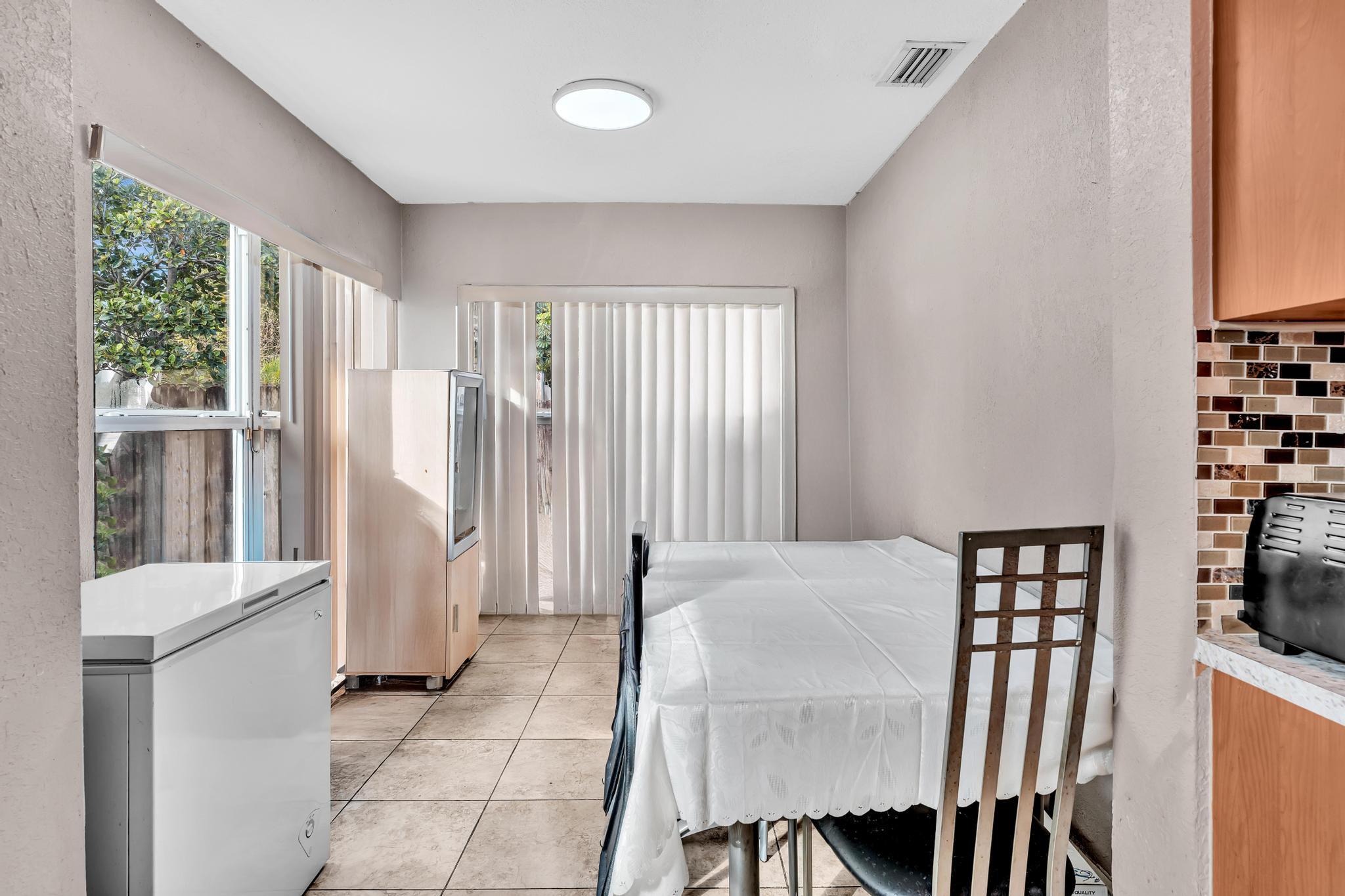 NORTH ANDREWS TERRACE SECOND ADD - Residential