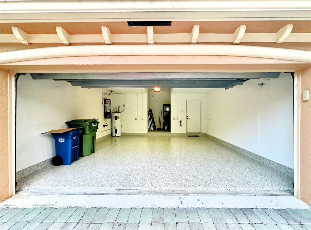 Courtside at Weston Hills - Residential Lease