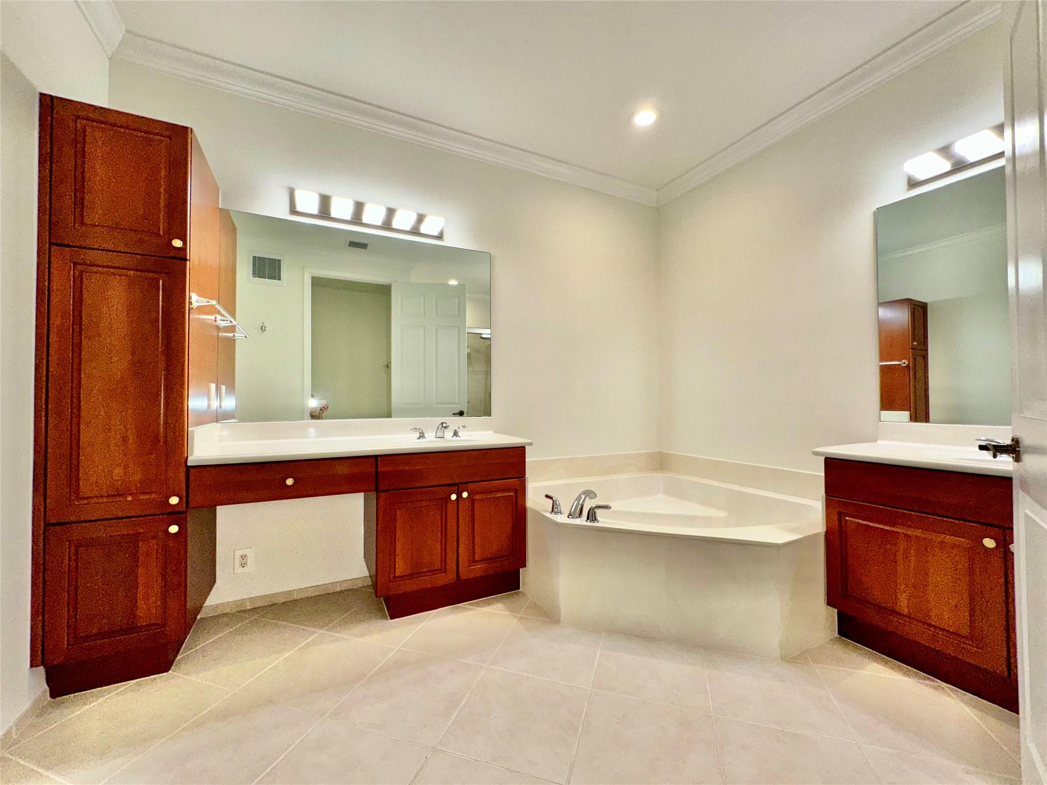 Courtside at Weston Hills - Residential Lease