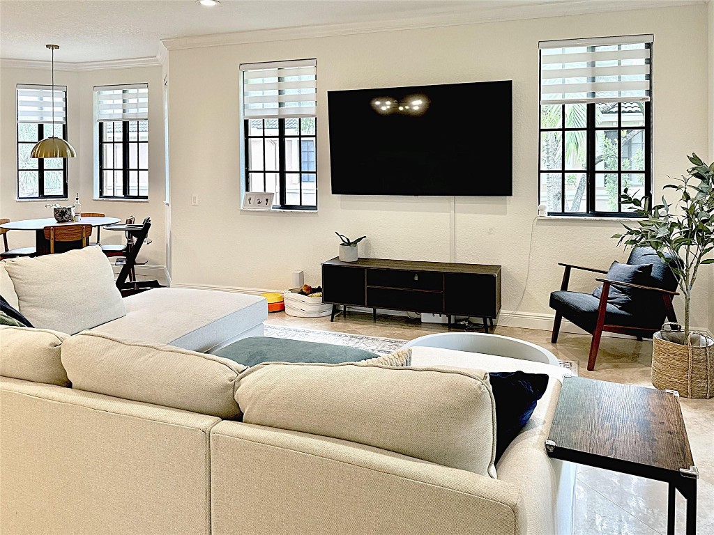 Courtside at Weston Hills - Residential Lease