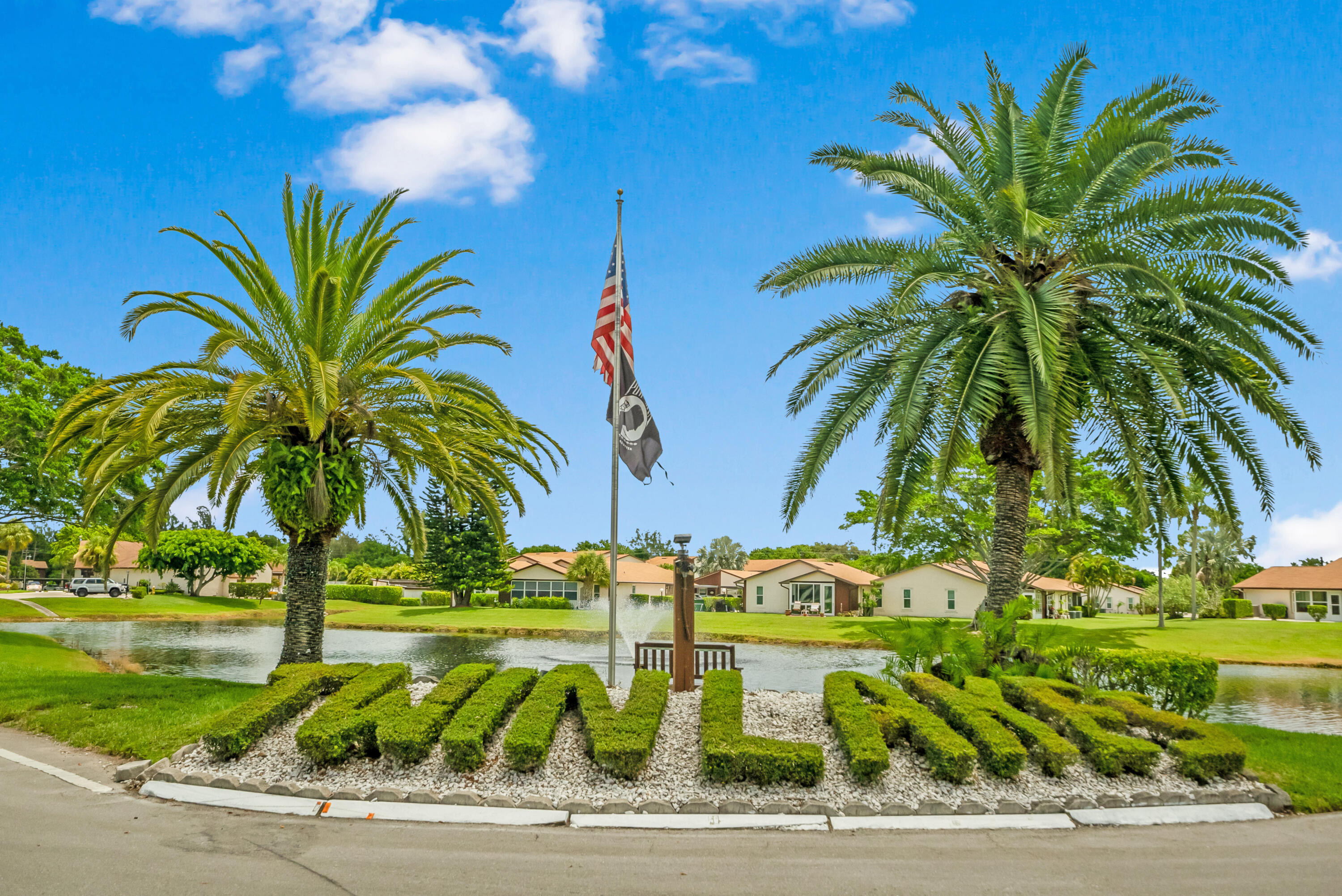 TWIN LAKES SOUTH & TOWN VILLAS CONDO - Residential