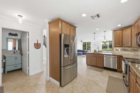 Tiny photo for 9768 NW 1st Manor, Coral Springs, FL 33071 (MLS # B26033961)