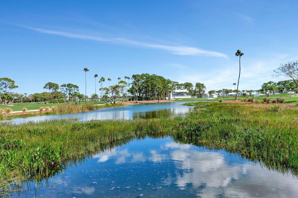 Photo of 125 Legendary Circle, Palm Beach Gardens, FL 33418 (MLS # R11100349)