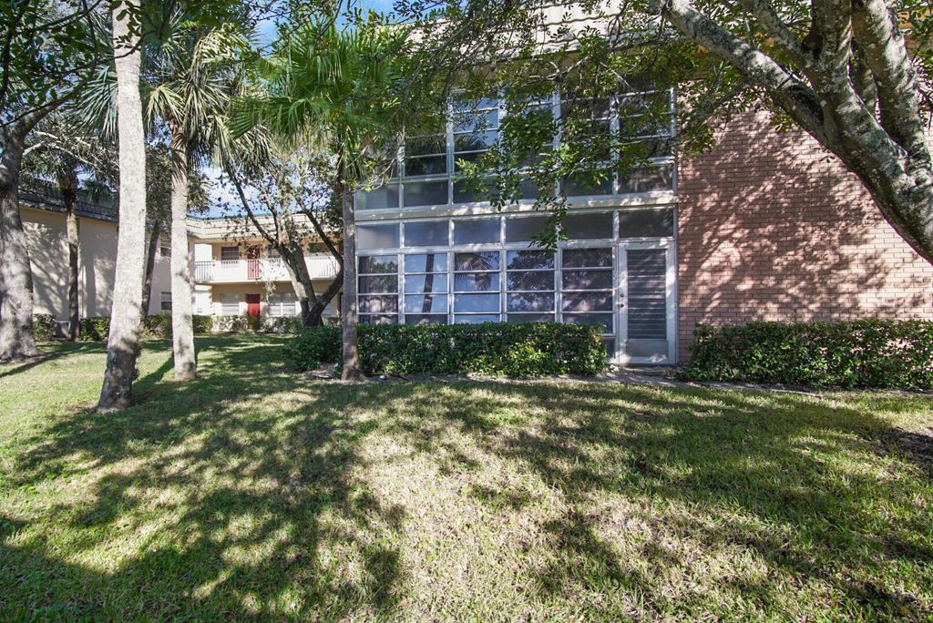 Photo of 44 Vista Gardens Trail #106, Vero Beach, FL 32962 (MLS # B26001884)