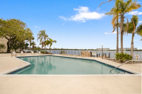Photo of 118 Lake Emerald Drive #110, Oakland Park, FL 33309 (MLS # B26040419)