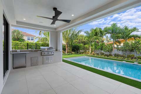 Tiny photo for 3099 Banyan Road #B, Boca Raton, FL 33432 (MLS # B26058142)