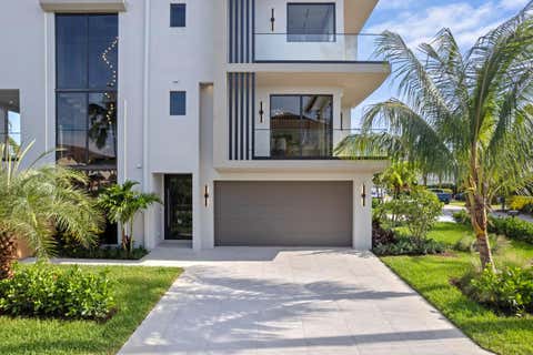 Tiny photo for 3099 Banyan Road #B, Boca Raton, FL 33432 (MLS # B26058142)