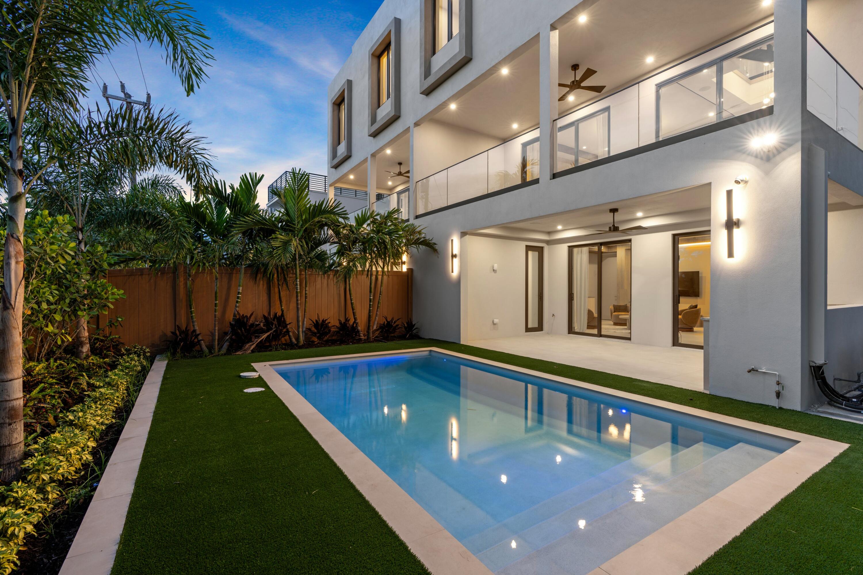 3099 Banyan Road B