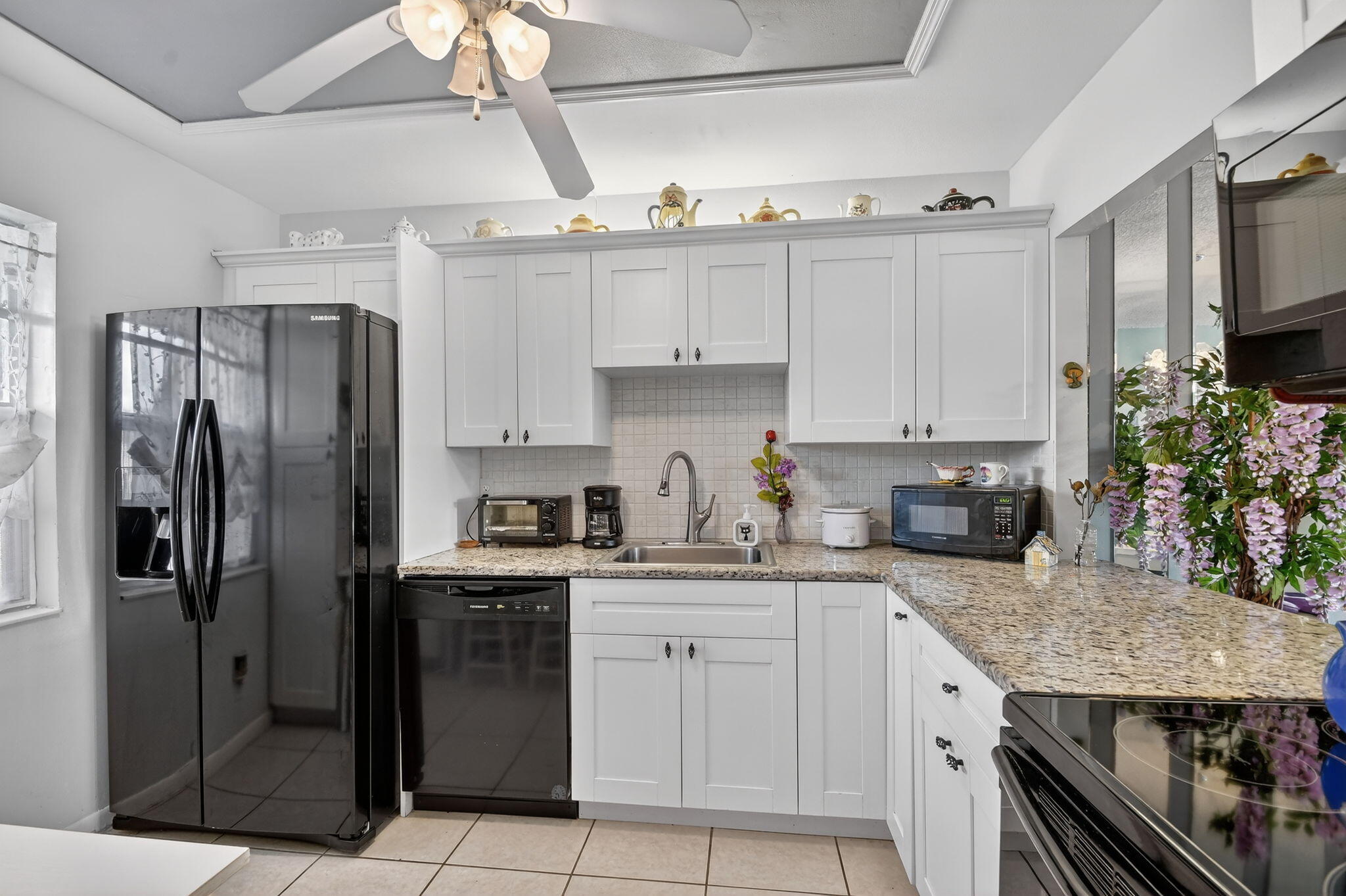 GOLDEN LAKES VILLAGE - Residential