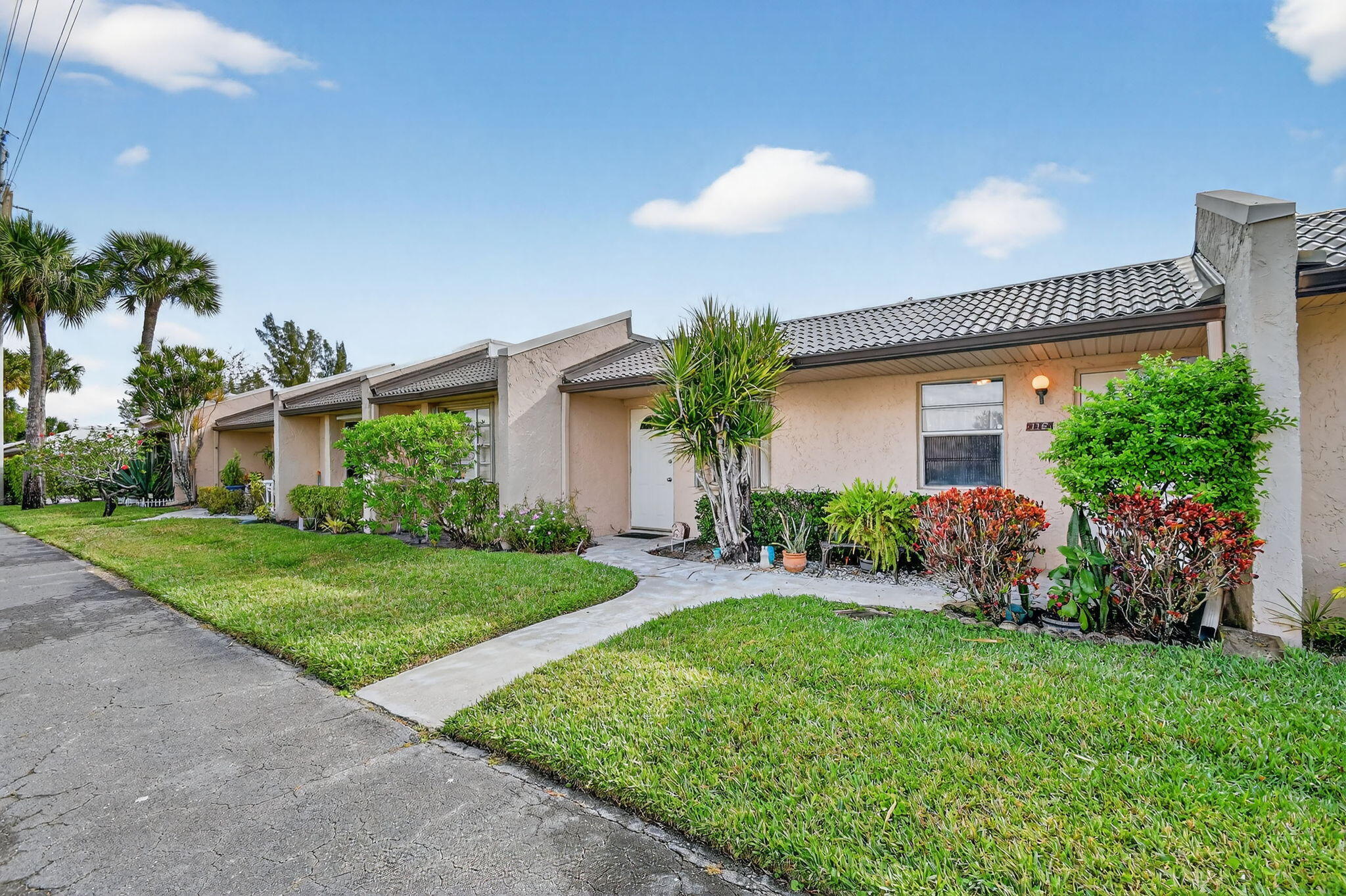 GOLDEN LAKES VILLAGE - Residential