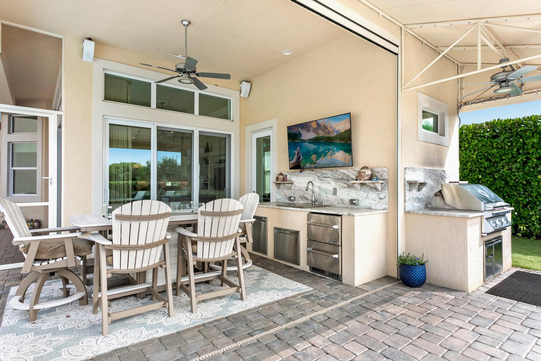 JUPITER COUNTRY CLUB - Residential