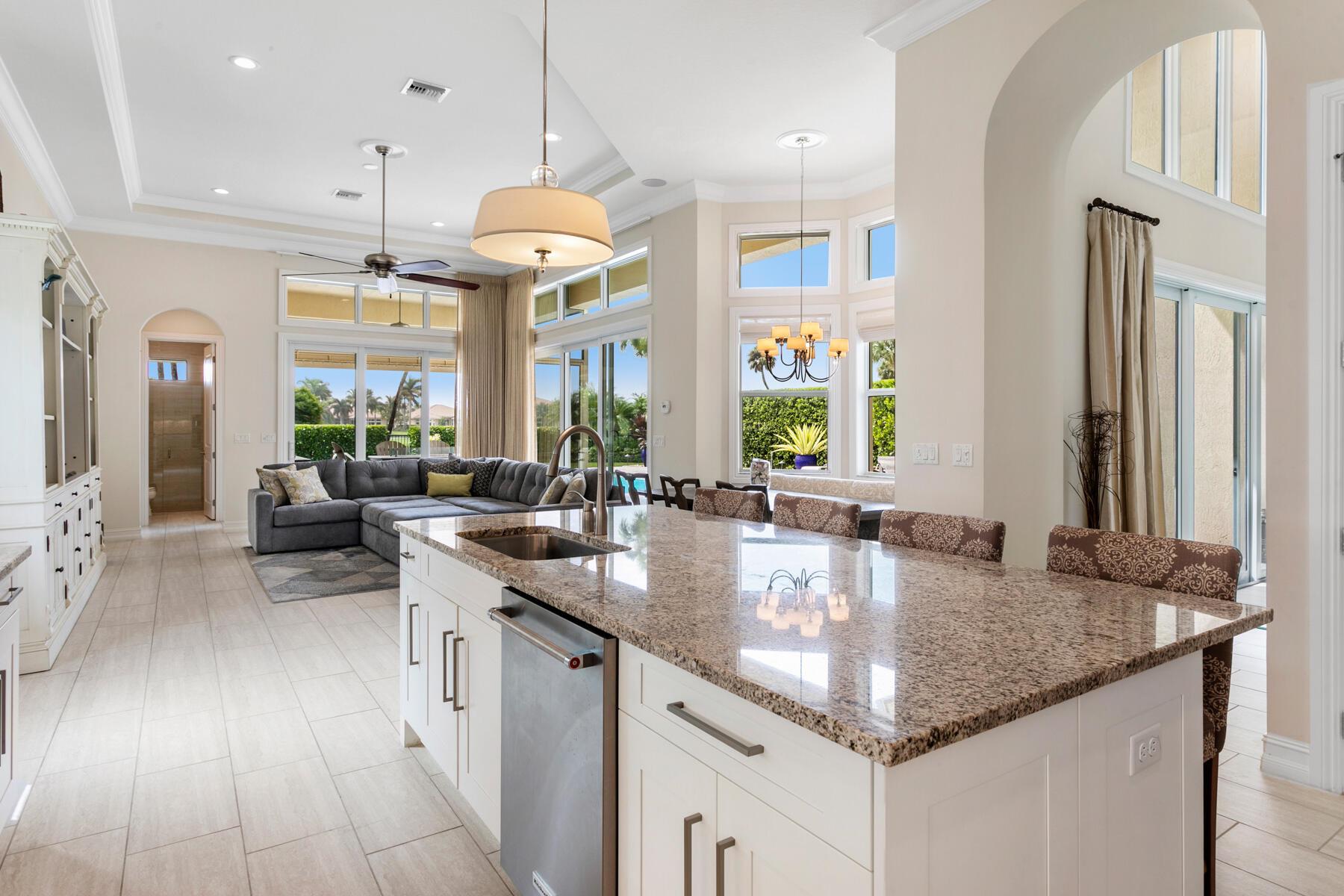 JUPITER COUNTRY CLUB - Residential