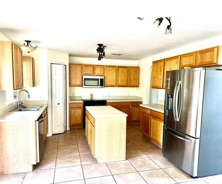 PORT ST LUCIE SECTION 33 - Residential