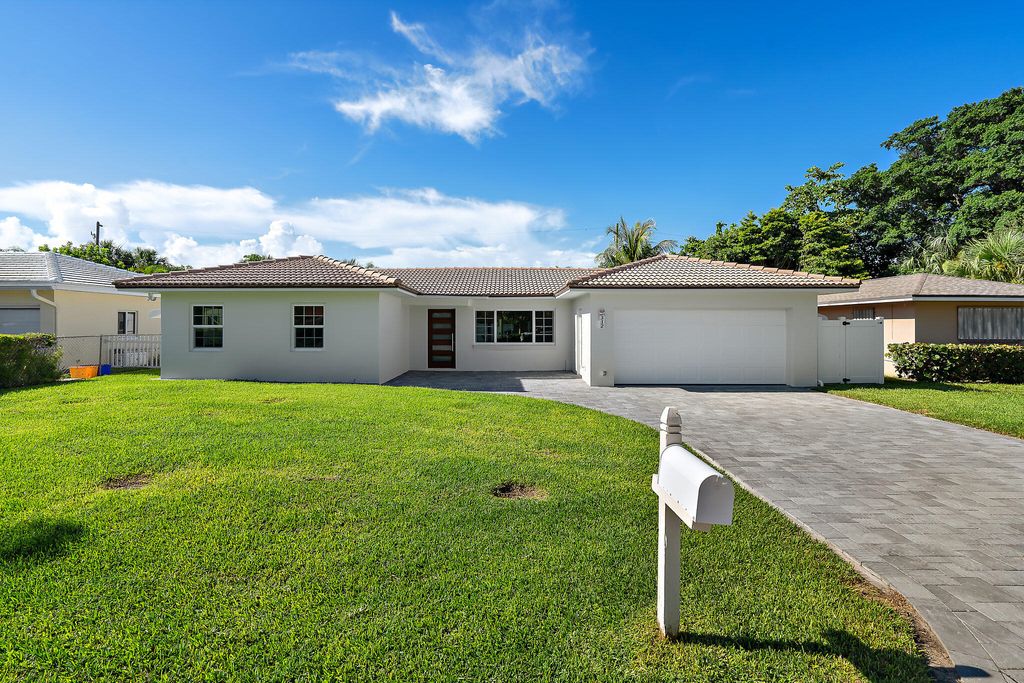 Photo of 312 Bamboo Road, Palm Beach Shores, FL 33404 (MLS # R11018652)