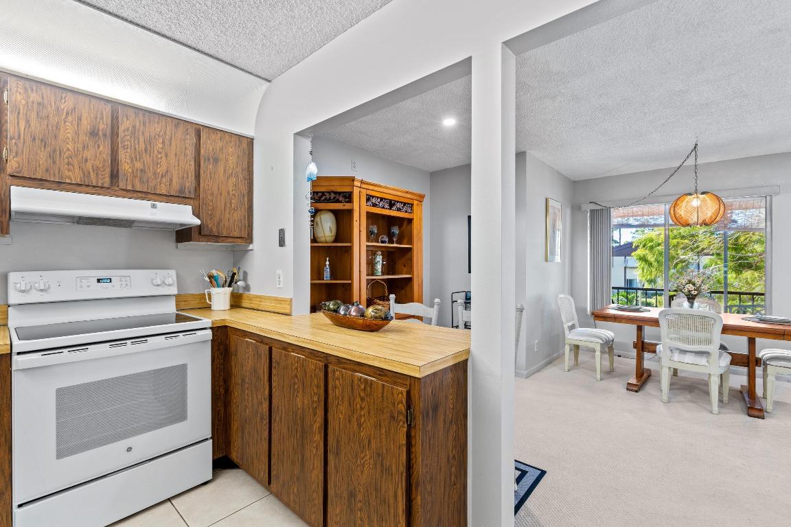 PINE RIDGE SOUTH II CONDO - Residential