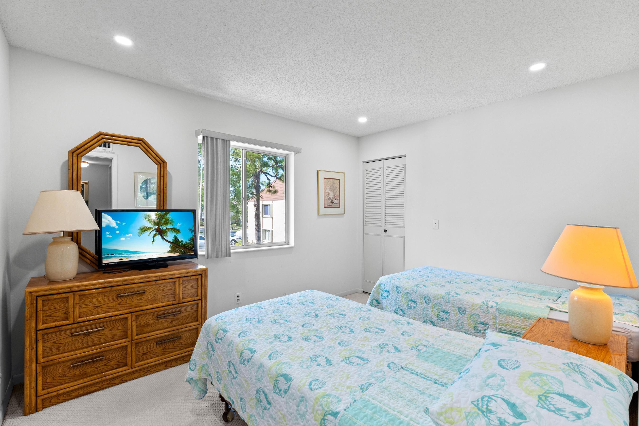 Properties 230 Pine Hov Circle A-2