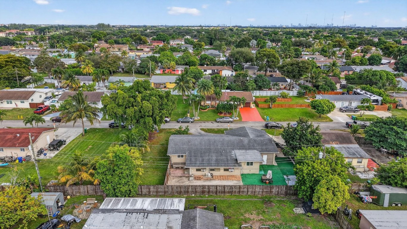 Everglades Sugar & Land C - Residential