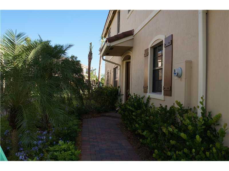 13023 RIVERWALK S CIR 13023