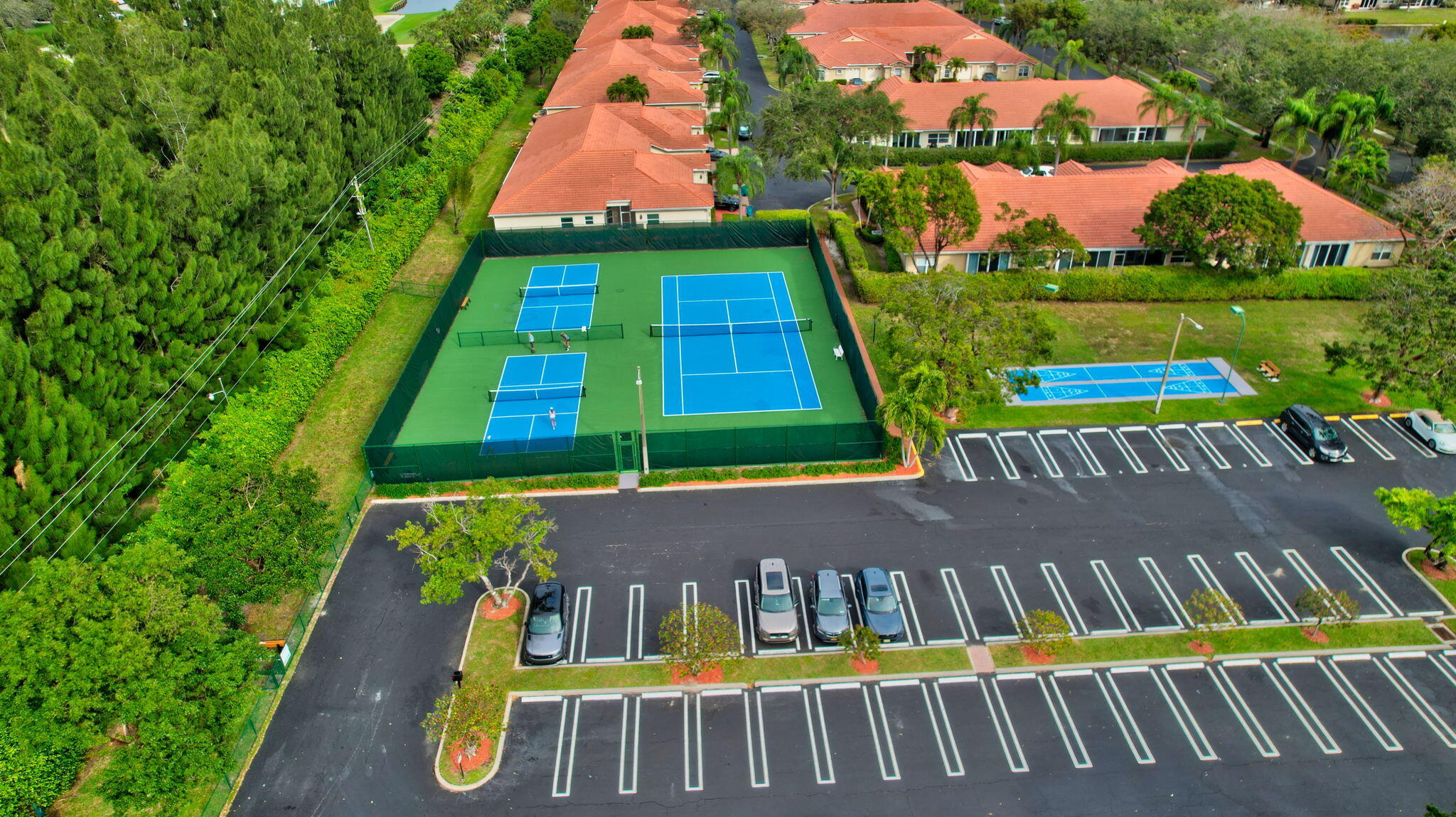 QUAIL RUN CONDO ONE - Residential