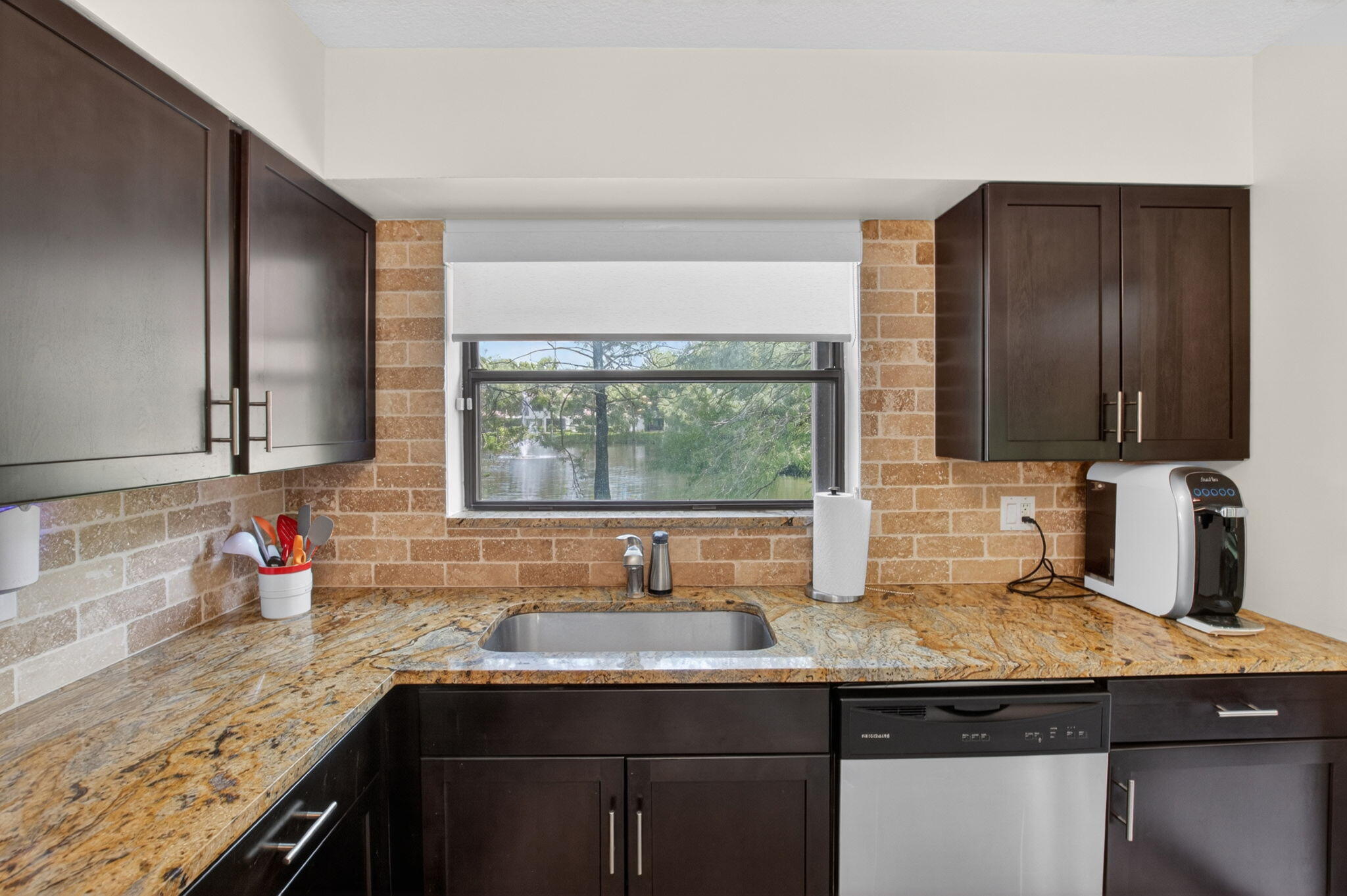 QUAIL RUN CONDO ONE - Residential