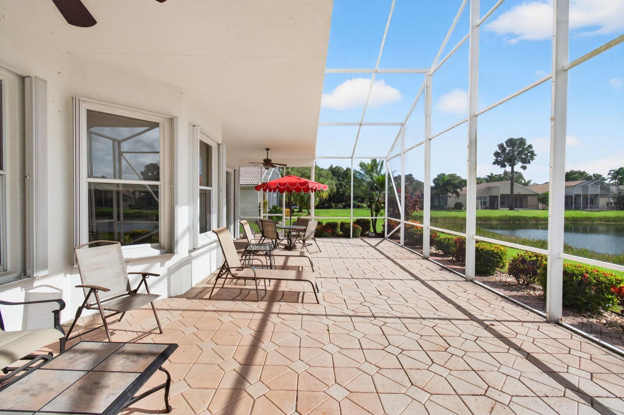 VALENCIA LAKES - Residential