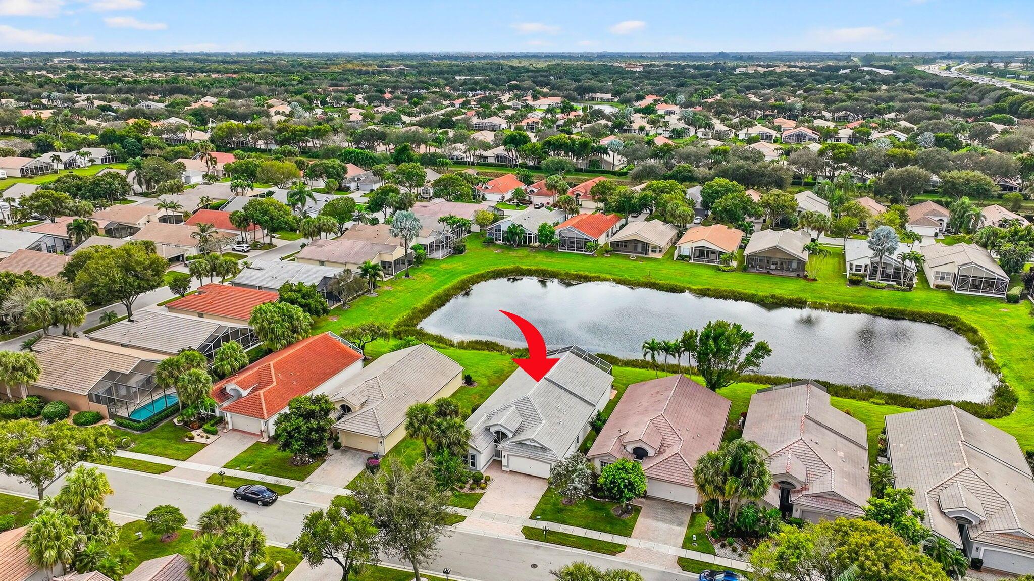 VALENCIA LAKES - Residential