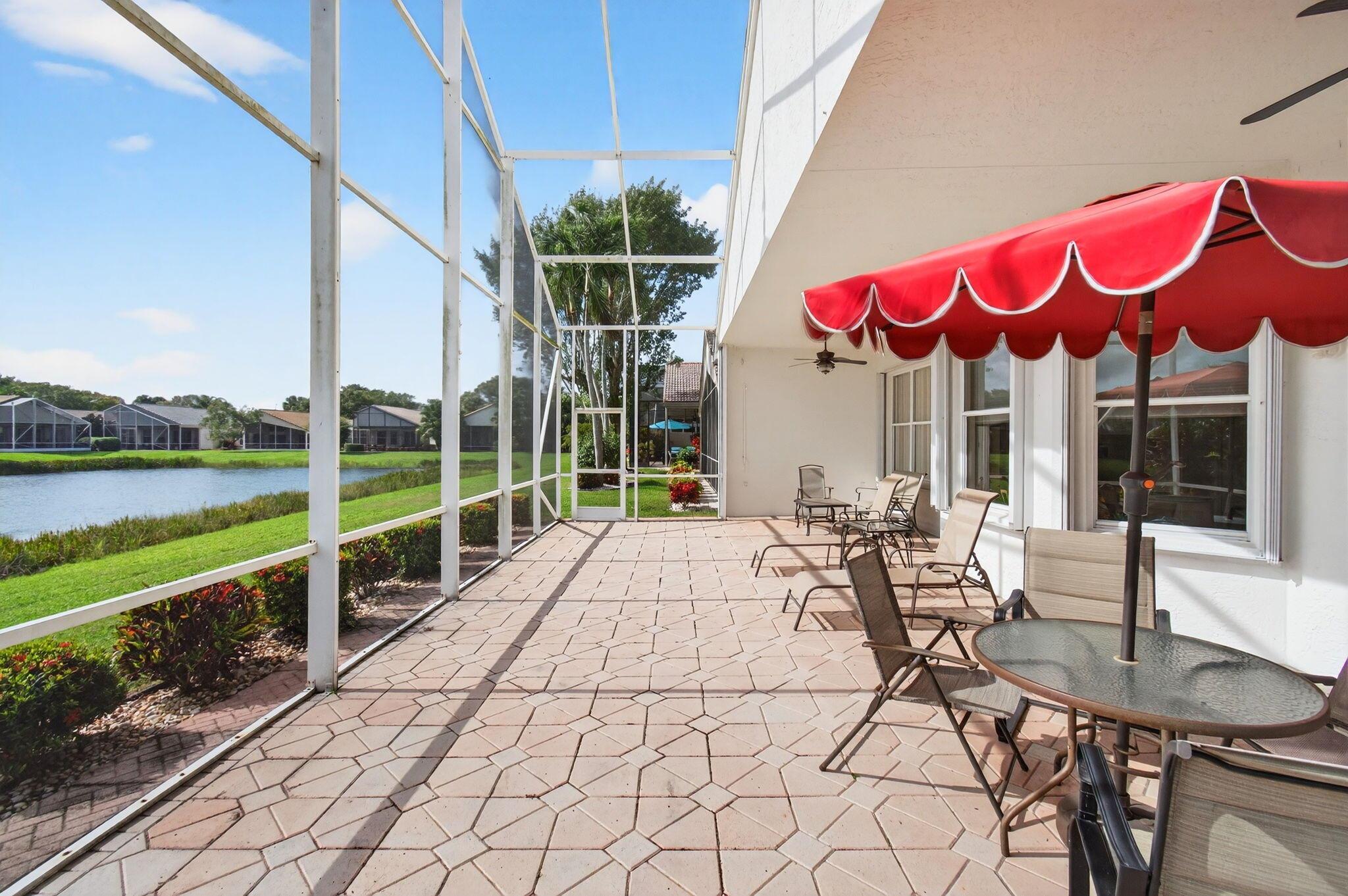 VALENCIA LAKES - Residential