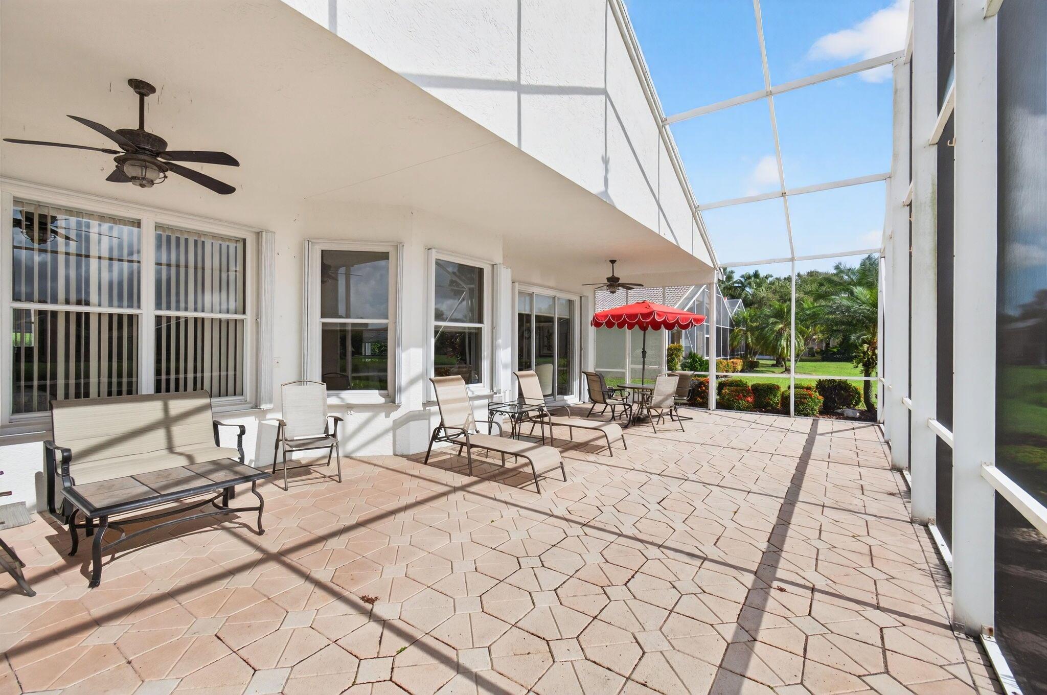 VALENCIA LAKES - Residential