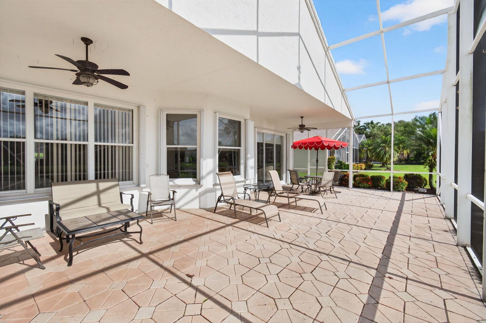 VALENCIA LAKES - Residential